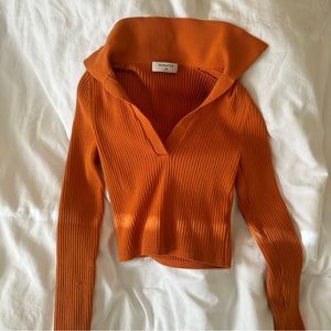 Aritzia orange babaton leyster cropped sweater flambeau red sculpt knit

-2XS